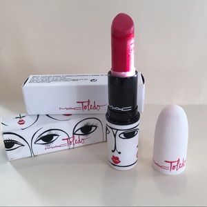 Mac LE Lipstick Toledo Tenor Voice